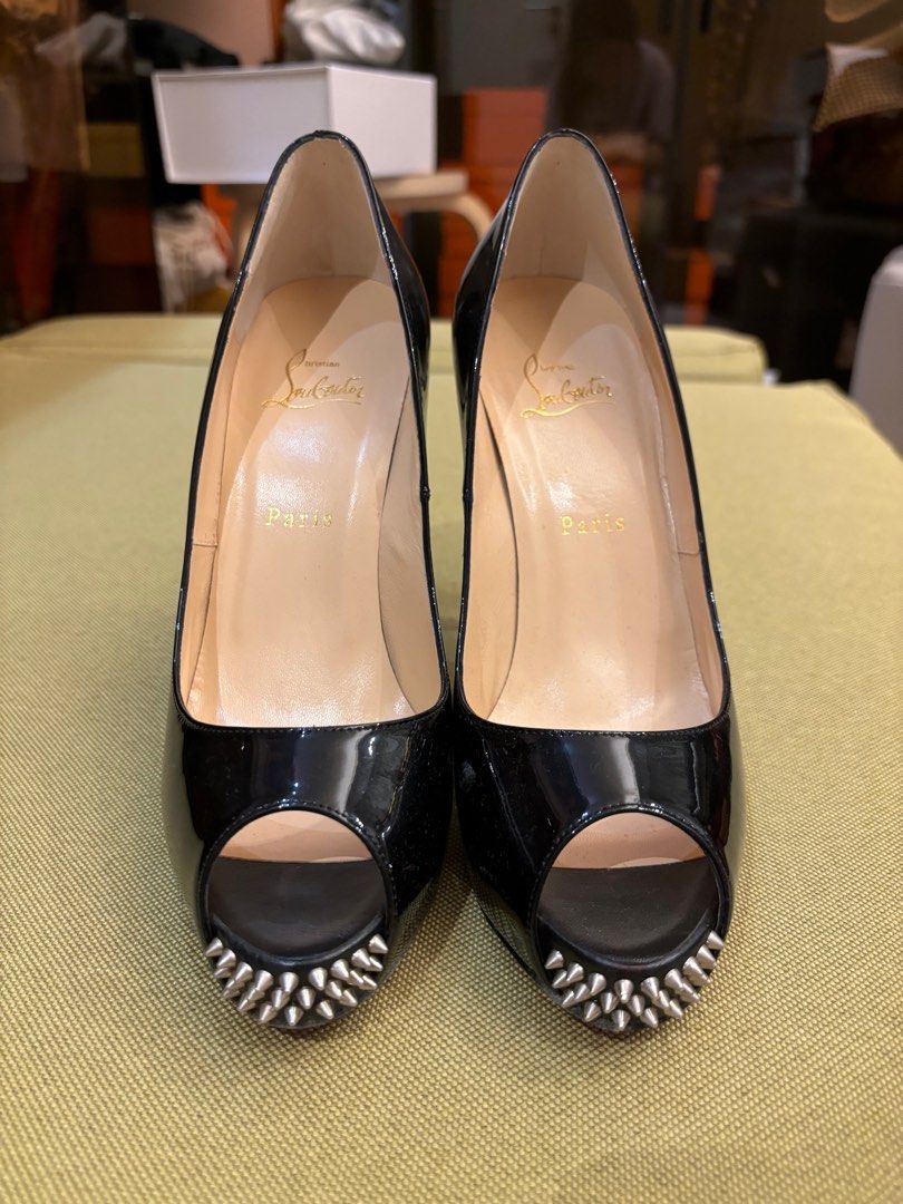 Size 39.5 christian louboutin clearance