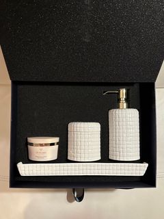 （分類：）位於 。 由 tubes888 提交（商品編號 1298424225，圖片 1）。簡介： 。