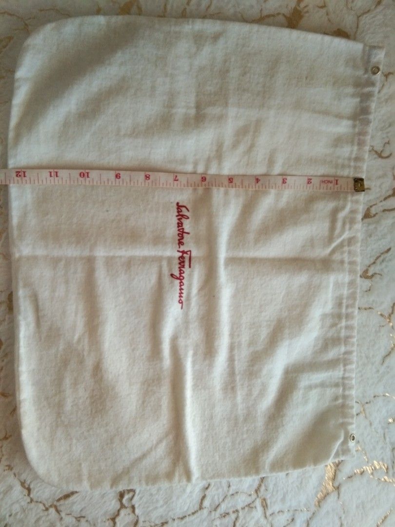 ferregamo dustbag (Category: Luxury Bags & Wallets) located in San Jose del Monte. Submitted by cocooo18 (Listing ID 1257722074, Image 2). Description: no issue need wash na stock s box.