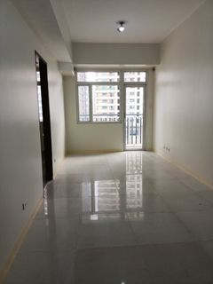 For Sale Wharton Parksuites, Masangkay Street Manila 1 Bedroom w/ Balcony 49.80sqm