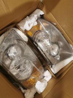 FORD EXPEDITION 2003 HEADLIGHTS