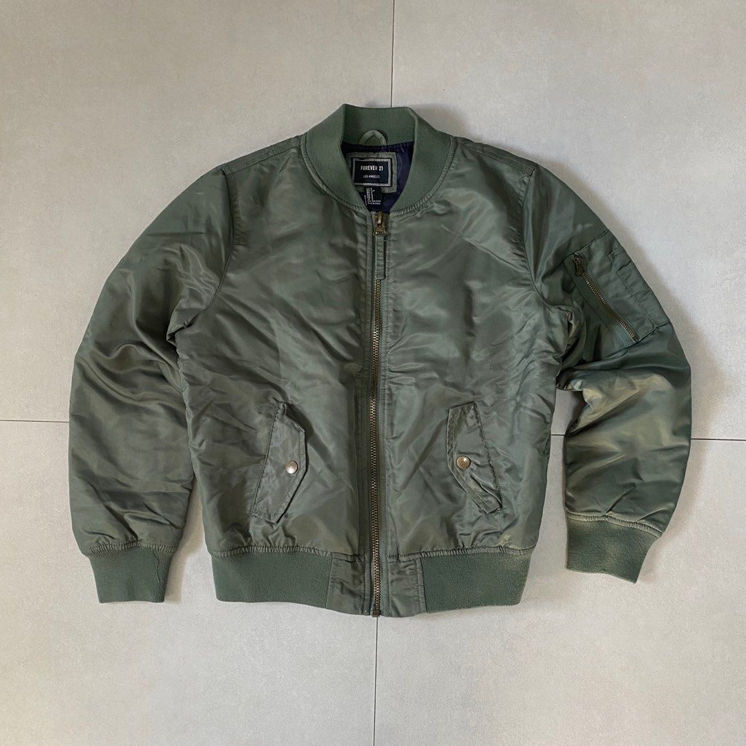 F21 bomber online