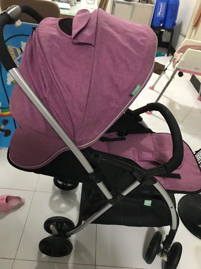 Hd stroller pink (Category: Strollers) located in San Fernando. Submitted by bella_loved (Listing ID 1298422923, Image 2). Description: Bought it brandnew Every parts is working and in good condition Rfs: malaki na si baby di na sya kasya☺️ For more details contact me. For shipping via Victory Bus. If around San Fernando Pampanga can do meet up .