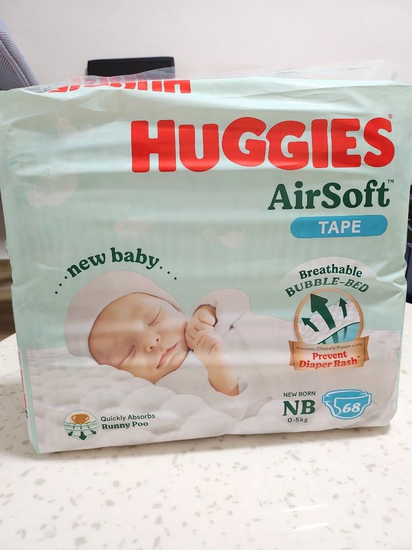 Huggies Airsoft TAPE Newborn size (0-5kg), Babies Kids, Bathing
