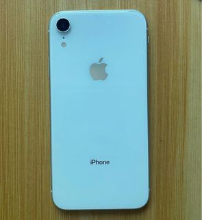 iPhone XR 128gb white