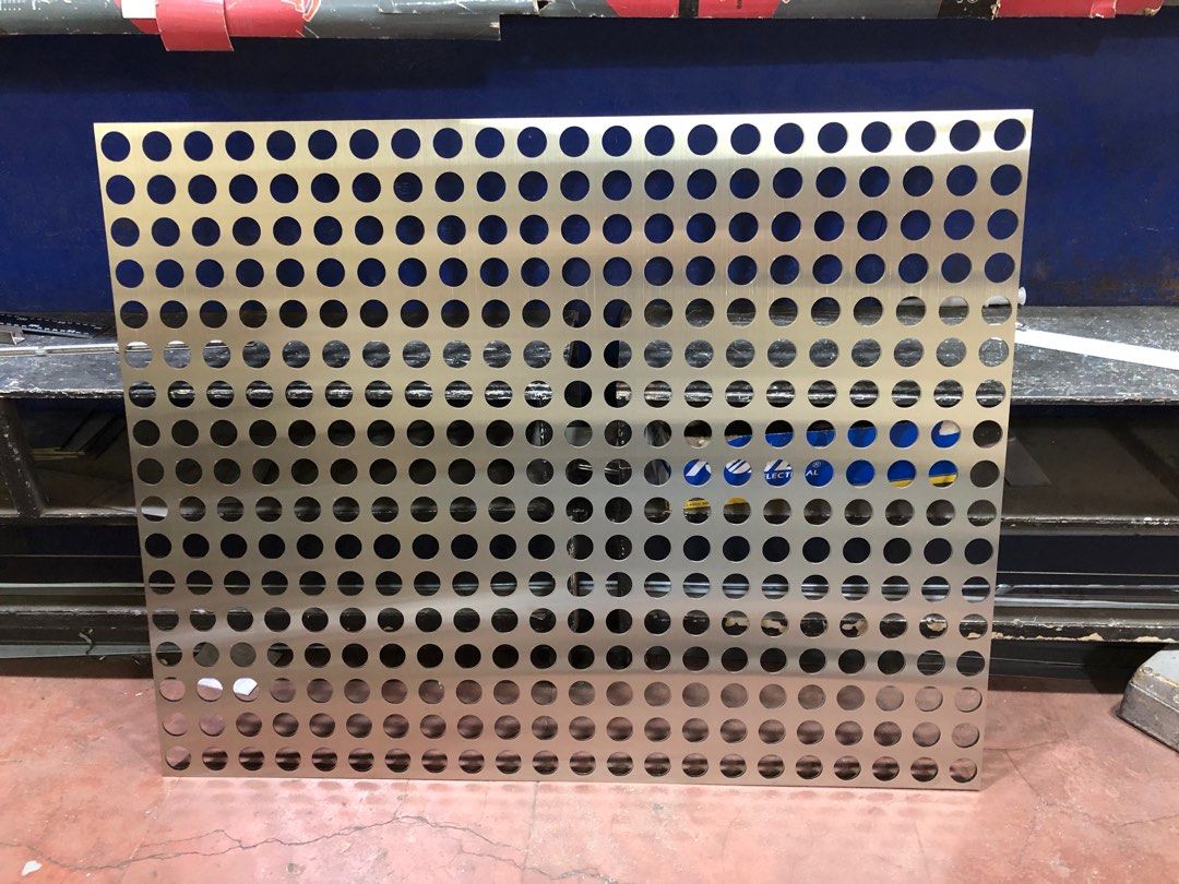 Lasert Cutting (Category: Construction & Building Materials) located in Quezon City. Submitted by shinobi1 (Listing ID 1298302869, Image 1). Description: Laser cutting for Stainless sheet Gi sheet Bi sheet Brass Aluminum sheet Price may vary depending on the size and design.