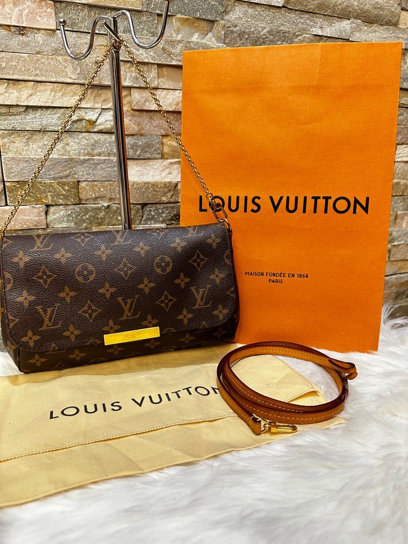 Louis Vuitton Favorite MM (Category: Luxury Bags & Wallets) located in Taguig. Submitted by angelbellaclaire (Listing ID 1298457274, Image 2). Description: .