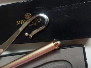 Mikimoto pen bookmark set
