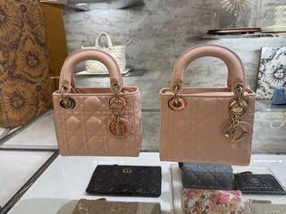 （分類：）位於 。 由 luxurybbchu 提交（商品編號 1298348422，圖片 1）。簡介： 。