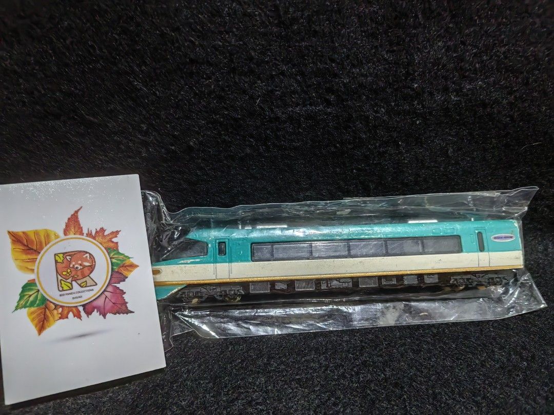 N Gauge Diecast Scale Model No.77 Ocean Arrow Express Train (Category: Vehicle & Diecast Models) located in Davao. Submitted by redpandacollections (Listing ID 1298296464, Image 2). Description: N Gauge Diecast Scale Model No.77 Ocean Arrow Express Train This is a JR West limited express train called ``Ocean Arrow'' that runs between Kyoto and Nanki Shirahama. It features a unique front design and bright blue paint. Approved by JR West Japan ■Pac