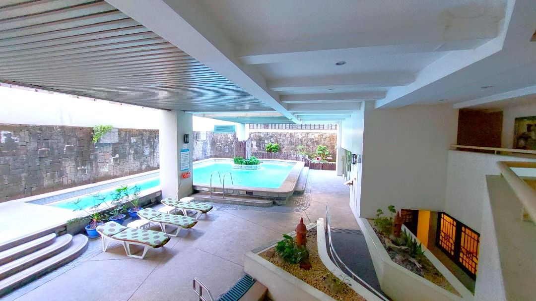 Renovated Studio at Asia Tower - 38 sqm - Greenbelt Legaspi Vill ...
