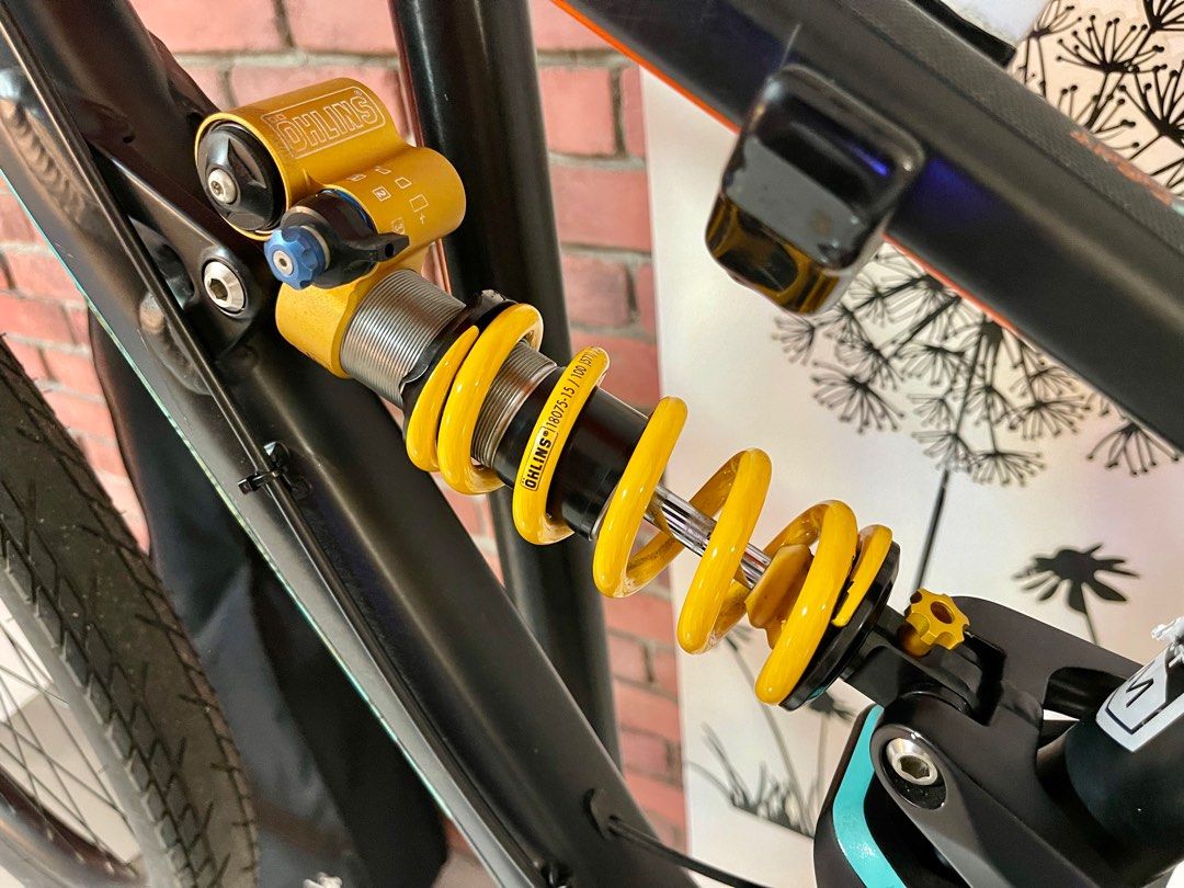 Polygon Siskiu T8 29er M with Ohlins Rear Shock