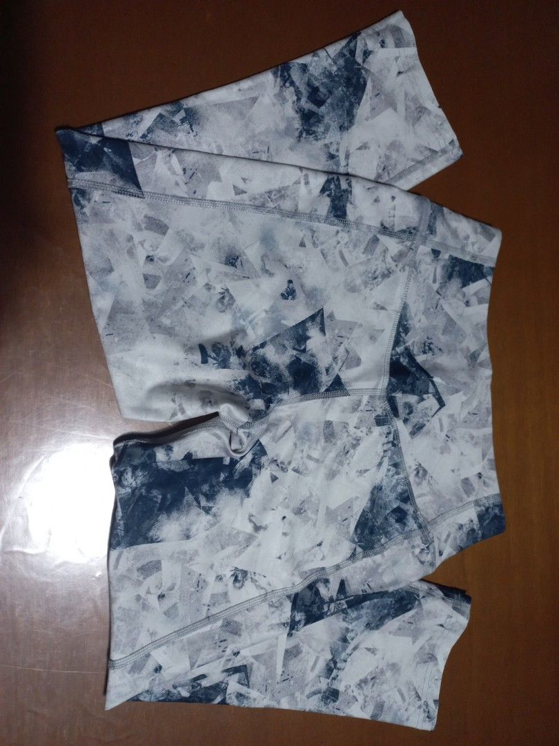 nike plastic bottle leggings