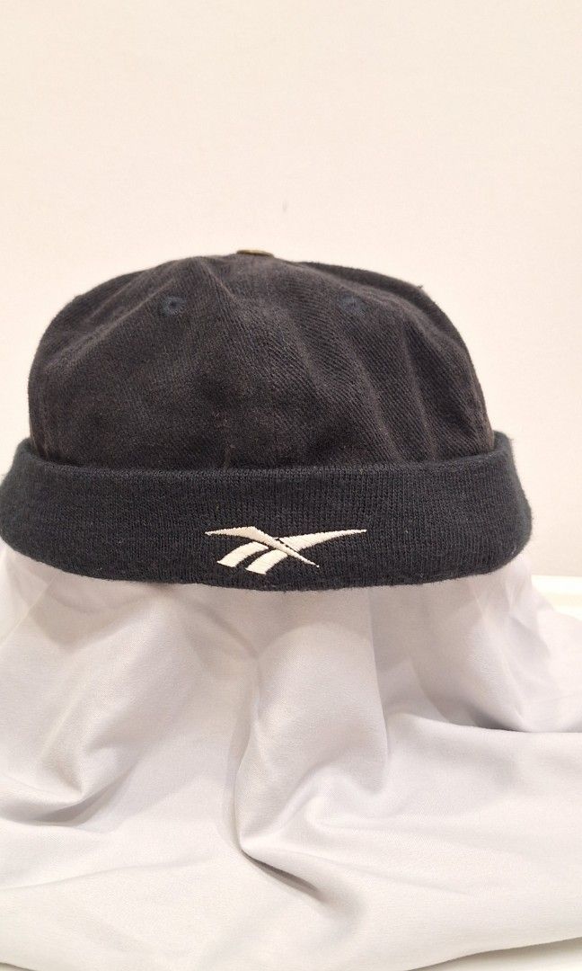 Reebok skull cap sales