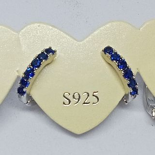 Sapphire Loop Earrings. 18K plated.