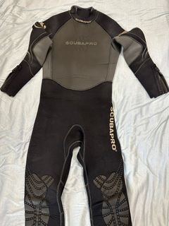 （分類：）位於 。 由 jerv303 提交（商品編號 1298323000，圖片 1）。簡介： 。