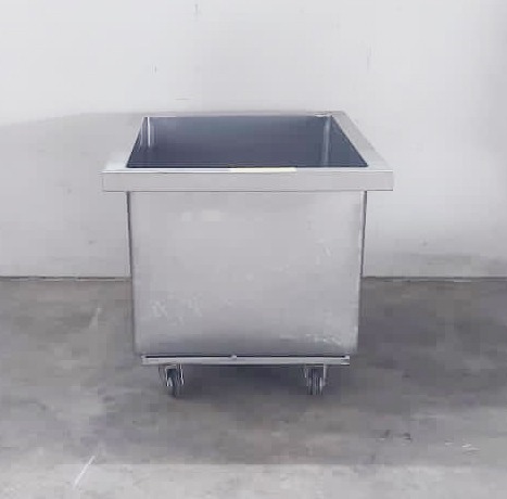 SS Mobile Soaking Bin, Furniture & Home Living, Kitchenware & Tableware ...