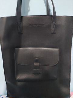 STRAIGHTFORWARD Black Leather Tote Bag