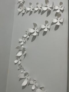 Umbra flower wall decor 25 pcs