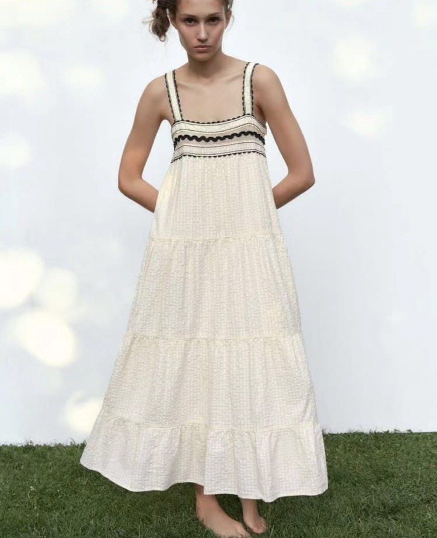 Contrast lace dress zara clearance
