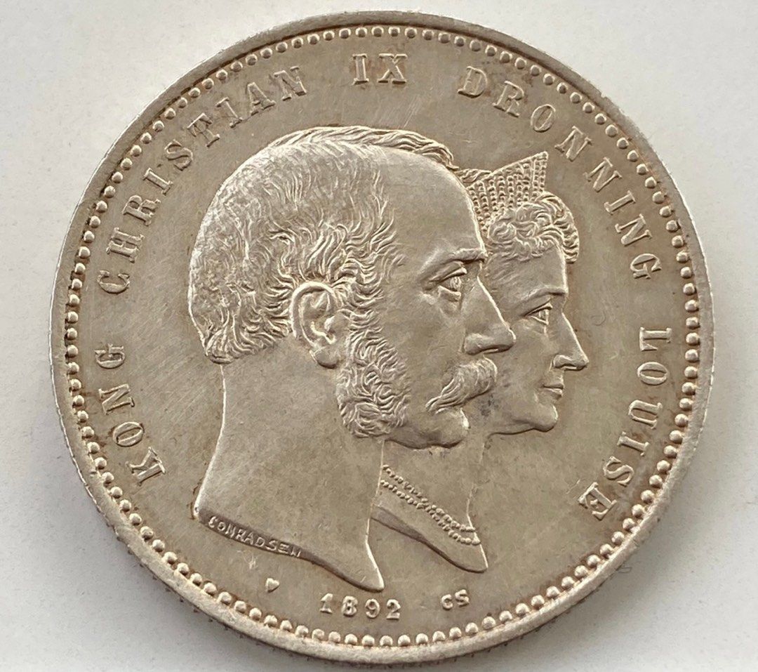 丹麥🇩🇰1892年克里斯蒂安九世金婚2克朗紀念銀幣- UNC品相, 興趣及遊戲, 收藏品及紀念品, 錢幣- Carousell
