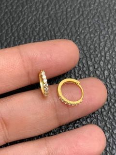 8mm Russian Stone Loop Earrings in Saudi Gold 18 K ✨