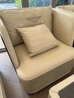（分類：）位於 。 由 blairjay0708 提交（商品編號 1297379893，圖片 1）。簡介： 。