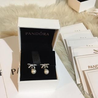 💎 SALE! PANDORA BOW FRESHWATER CULTURED PEARL EARRING