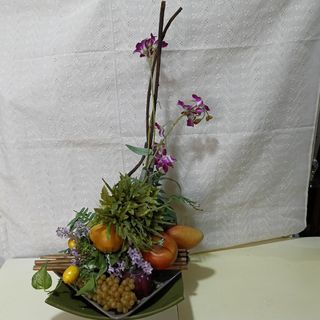 Artificial Fruits & Floral Arrangements w/ Square Plate Vase