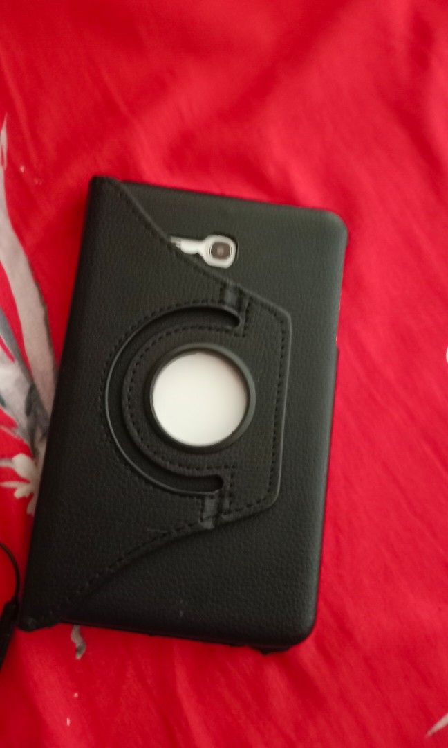 RUSHH SALE!! Samsung tab 3 (outdated version. Pero can still use wifi) (Category: Android) located in Los Banos. Submitted by brokecolstud3nt (Listing ID 1298499706, Image 2). Description: issues: outdated version of samsung tab na ito kaya cannot update ung software niya na and cannot use google play store. Functionable usage: pwede pang gamitin ang google chrome para mag yt, mag fb, magbasa, and everything..sadyang cannot update play store na r