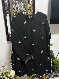(Category: ) located in . Submitted by deluna_wardrobe (Listing ID 1298584689, Image 1). Description: .