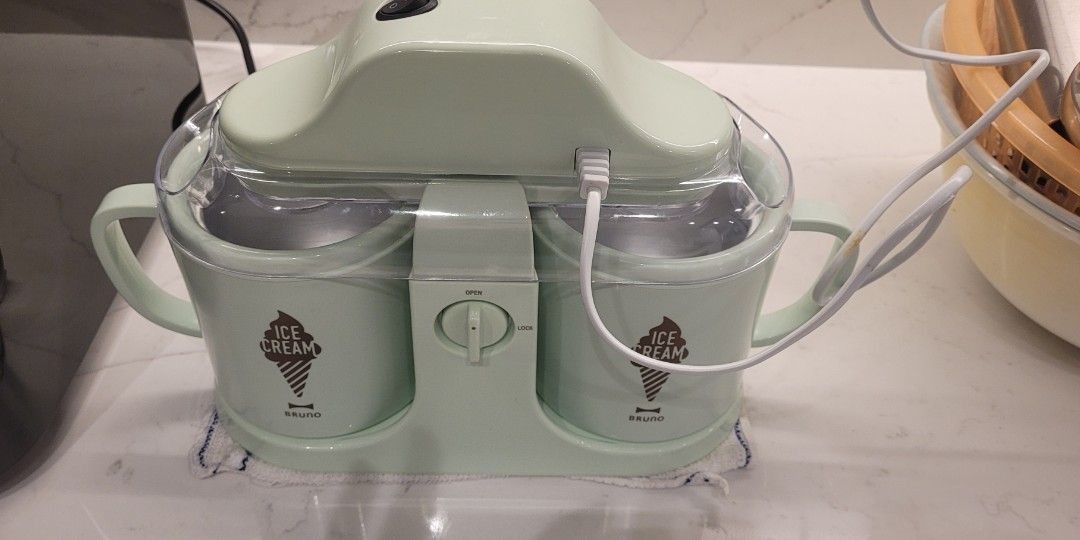 Bruno dual ice cream maker