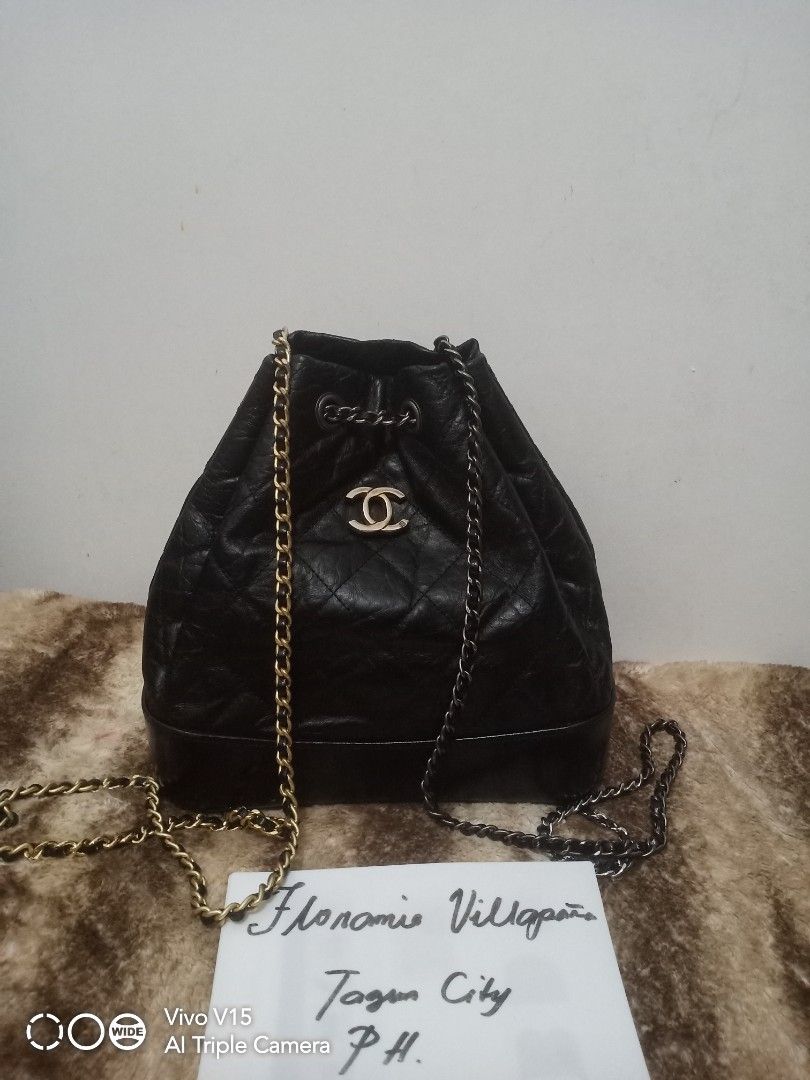 Chanel back pack mini to small (Category: Luxury Bags & Wallets) located in Tagum. Submitted by luxbagelyas (Listing ID 1298494404, Image 1). Description: mini to small maganda to issue :replace,cc with sign of use Good condition.