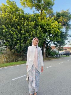 (Category: ) located in . Submitted by aniissyaa (Listing ID 1298568590, Image 1). Description: .