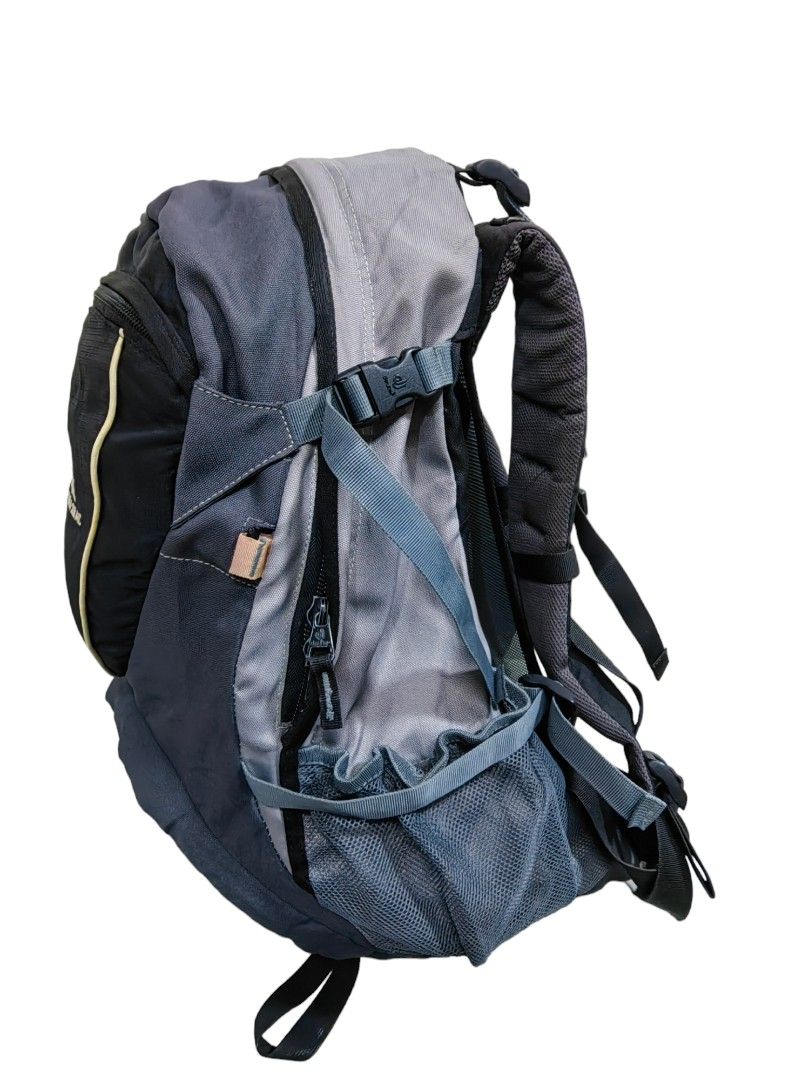 Deuter Futura A 28 Backpack (Category: Backpacks) located in Pasig City. Submitted by chichirepublic (Listing ID 1298464939, Image 3). Description: 📌Preloved in very good condition 📌Issue no raincover 📌Normal signs of wear 📌Polyester material 📌Guaranteed original unless otherwise stated 📌Color in pictures may vary in actual due to lighting condition and screen resolution 📌Please refer to pictures for better appreciation of the item 📌No wh