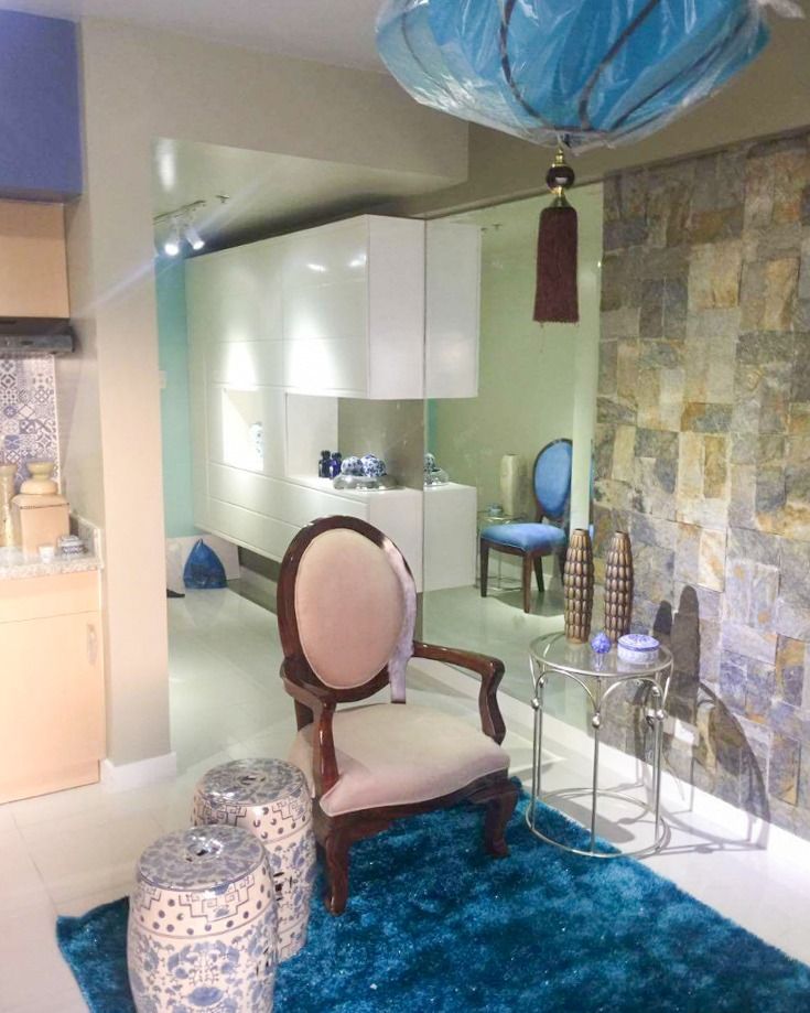 FOR RENT: Fully Furnished 1-Bedroom with Balcony at One Castilla Place Quezon City (Category: Apartments & Condos) located in Manila. Submitted by ivoryproperties (Listing ID 1298539711, Image 3). Description: FOR RENT: Fully Furnished 1-Bedroom with Balcony at One Castilla Place a high-rise, low-density condominium at Castilla Street, Brgy. Valencia Hills, Quezon City Details: •46.5 sqm 1-Bedroom w/ Balcony •25K per month inclusive of monthly du