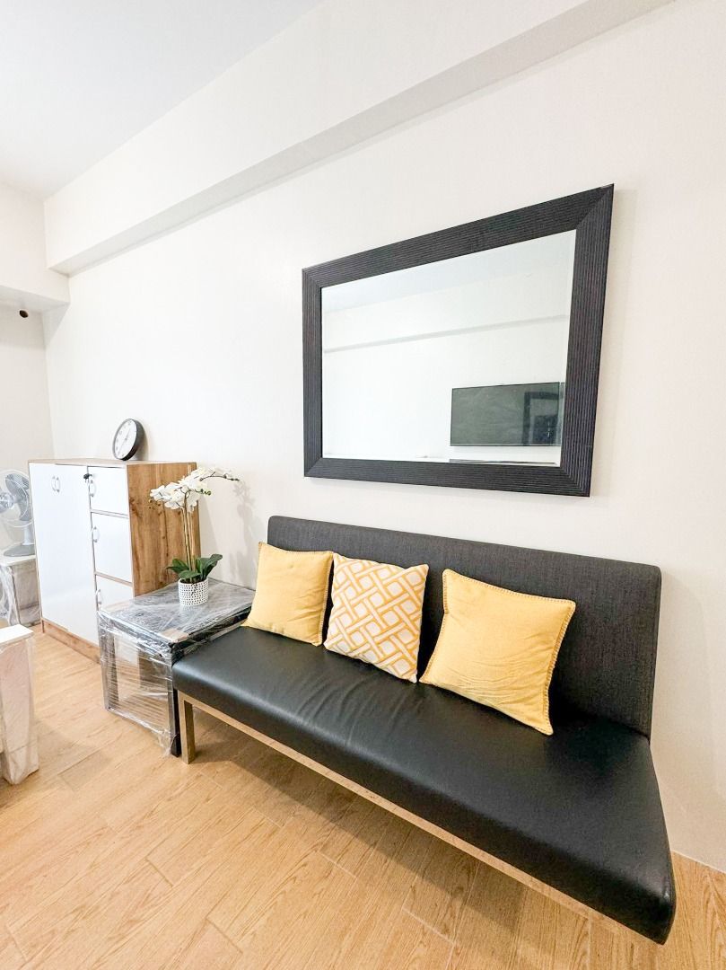 FOR RENT: Fully Furnished Big Studio with Balcony at R-Square Residences Malate, Manila (Category: Apartments & Condos) located in Manila. Submitted by ivoryproperties (Listing ID 1298521087, Image 2). Description: FOR RENT: Fully Furnished Big Studio with Balcony at R-Square Residences. Along Taft Avenue corner Vito Cruz Malate, Manila. Walking distance to De La Salle University, St. Benilde College and St. Scholastica's College Details: •29.5 s