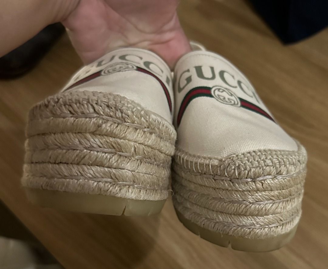 Gucci logo espadrilles top