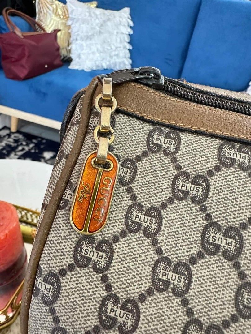 💯Gucci Travel bag 45cm (Category: Luxury Bags & Wallets) located in General Santos City (Dadiangas). Submitted by braverabbit.67 (Listing ID 1298608063, Image 3). Description: ORig💯✅ Gucci Travel Bag Rank Ab w/Orig DuStbag 📌𝗦𝘂𝗿𝗲 𝗯𝘂𝘆𝗲𝗿 𝗺𝗮𝘆 𝗿𝗲𝗾𝘂𝗲𝗦𝘁 𝗺𝗼𝗿𝗲 𝗱𝗲𝘁𝗮𝗶𝗹𝗲𝗱 𝗽𝗶𝗰𝗦📸📸.