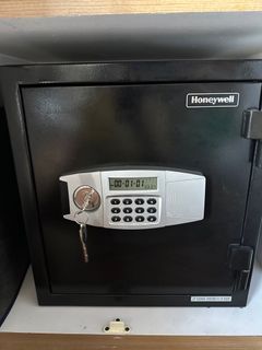 Honeywell Safe 2115 Digital Steel Fire & Security Safe Cash Vault Box