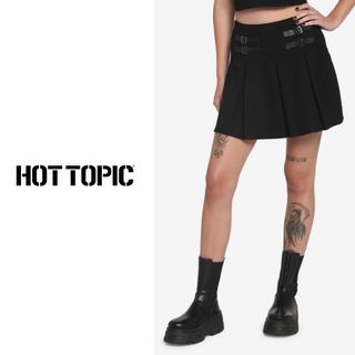 Hot Topic USA - Black Double Buckle Leather Accent Punk Rock Pleated Skirt ❤️ (SRP around: $30/Php1,700+)