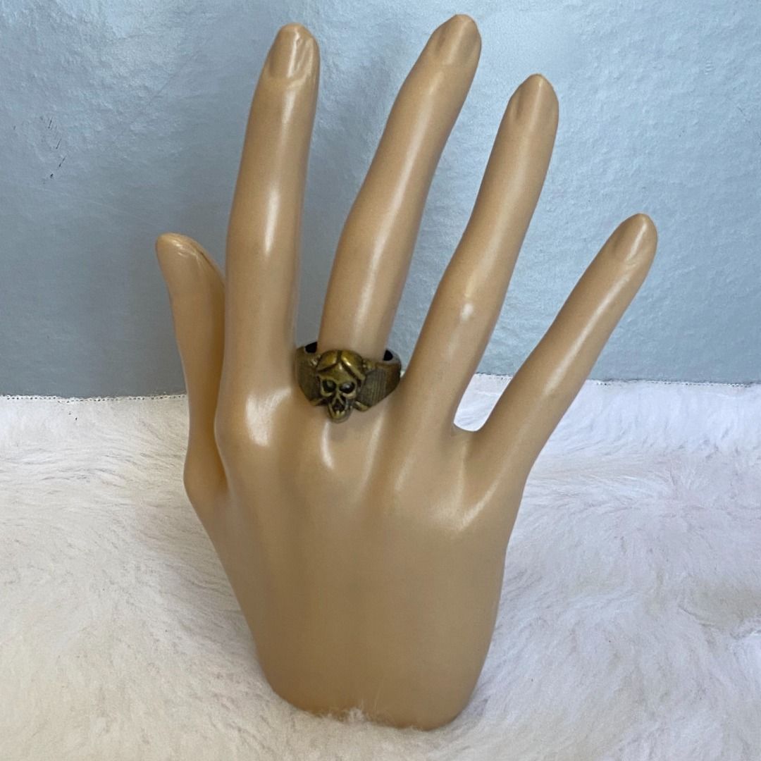 Japan Vintage Brass Tone Skull Ring (Category: Jewelry) located in Mandaue City. Submitted by great.style.shoppe (Listing ID 1298572709, Image 1). Description: In very good condition. From Japan. Size 6.5..