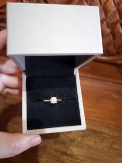 Karat World 18k Engagement ring