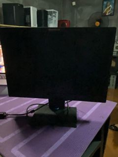 Lenovo 19" monitor
