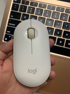 Logitech Pebble M350 Wireless Bluetooth Mouse