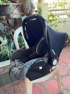 Looping Squizz Car Seat with Adapter