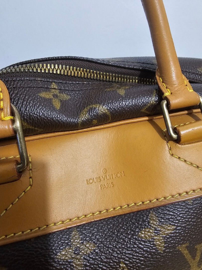 LV Deauville bag (Category: Luxury Bags & Wallets) located in Taguig. Submitted by jman21 (Listing ID 1298489414, Image 2). Description: I've used this for travel and since this is an old authentic LV bag, I can assure the quality of this bag. Replaced vanchetta FYI. dust bag only and no receipt. RS - decluttering, all are personal items.