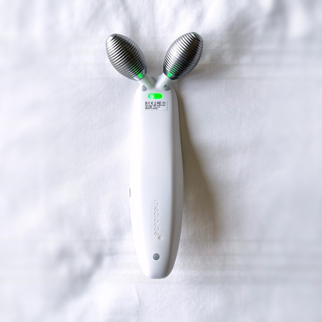 Medicube Age-R Derma EMS Shot, Beauty & Personal Care, Face, Face Care ...