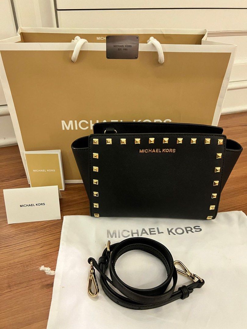 Michael kors black selma medium messenger sale