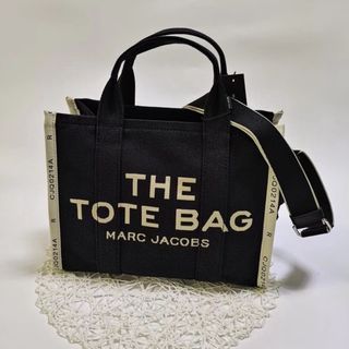 MJ Jacquard The Tote Bag - Medium / Black